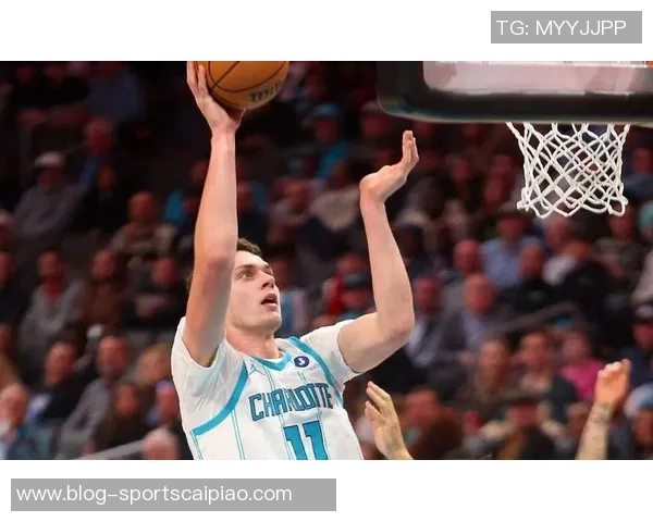 卡尔克布伦纳强势表现6投5中收获双十数据助力球队逆袭湖人